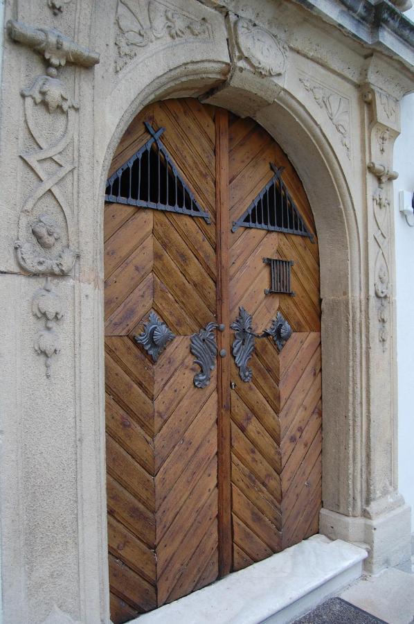ホテルKloster Wernberg エクステリア 写真